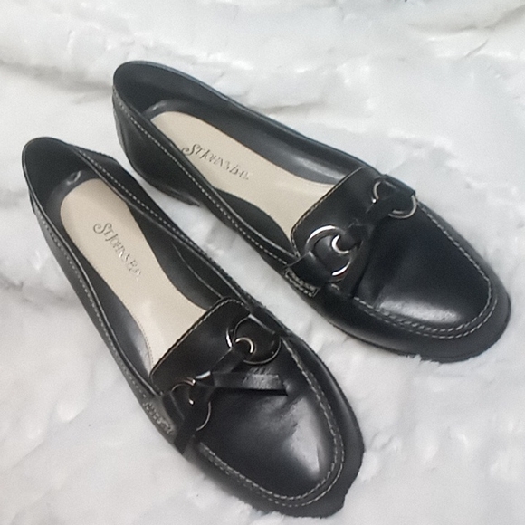 St. John's Bay Shoes St Johns Bay Black Leather Flats Poshmark